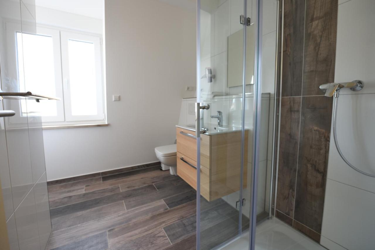 Apartamento Boardinghouse Am Welzbach Gau-Algesheim Exterior foto