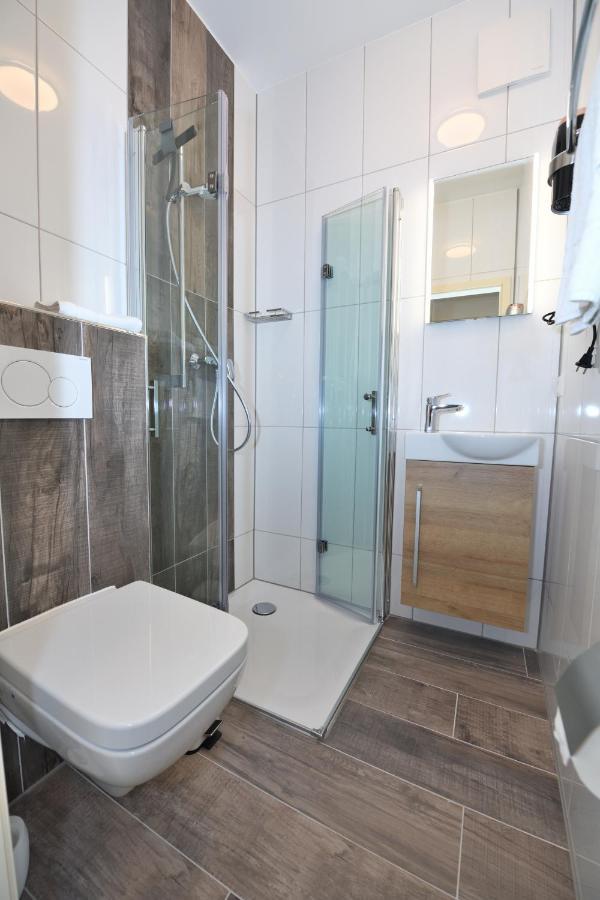 Apartamento Boardinghouse Am Welzbach Gau-Algesheim Exterior foto