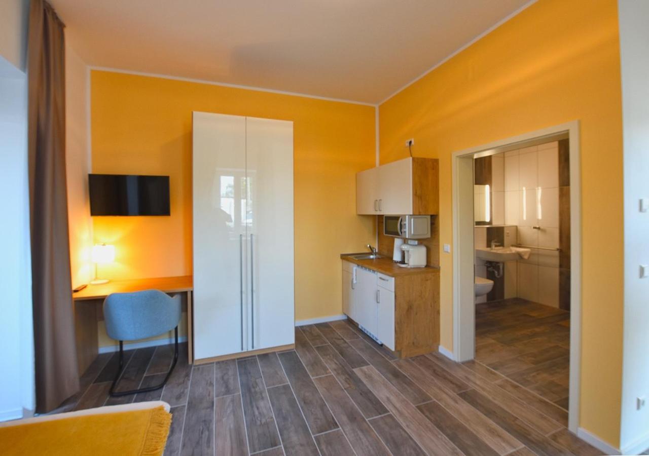 Apartamento Boardinghouse Am Welzbach Gau-Algesheim Exterior foto