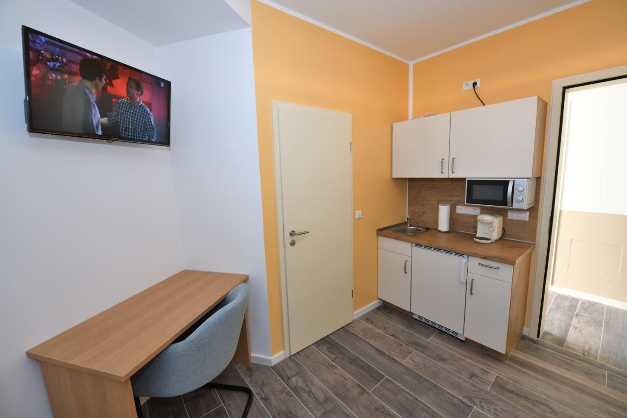 Apartamento Boardinghouse Am Welzbach Gau-Algesheim Exterior foto